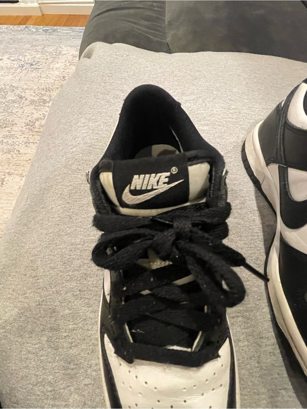 Nike Kids Low-Top Sneakers - Black and White - Picture 10 of 12